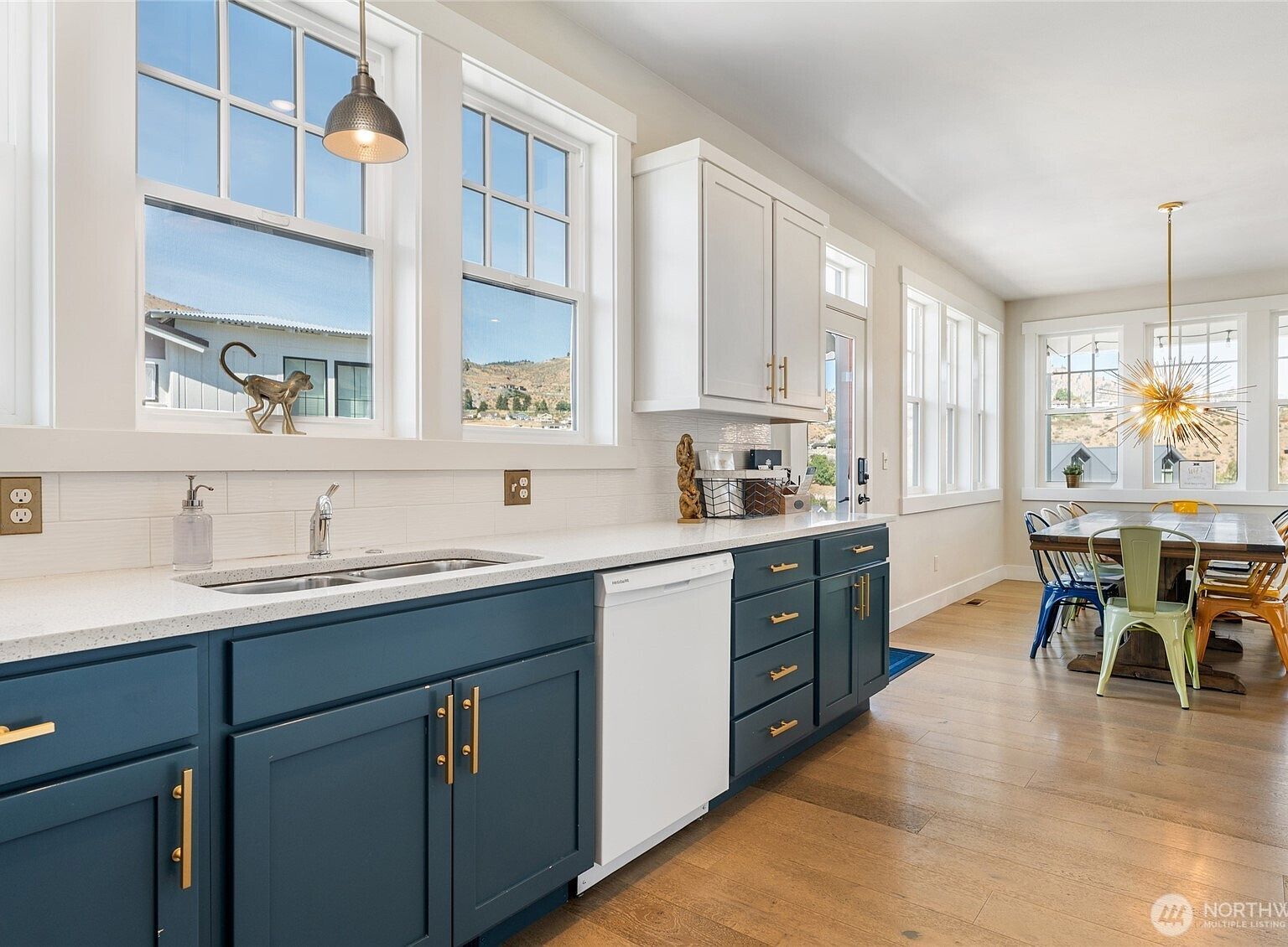 102 Porcupine Ln Chelan, WA 98816 | Single Family