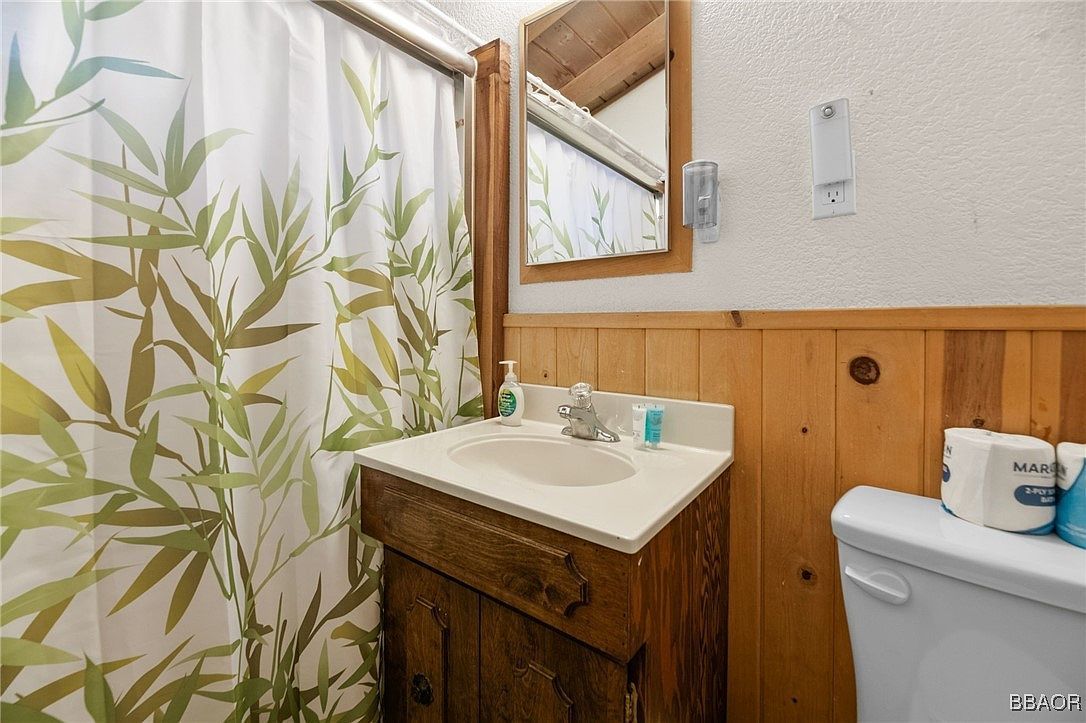 1141 Alta Vista Ave Big Bear City, CA 92314 | Single Family