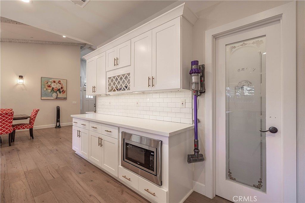 374 Mountainaire Ln Big Bear Lake, CA 92315  | Single Family