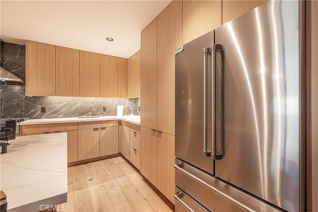 259 Victoria Ln Sugarloaf, CA 92386  | Single Family