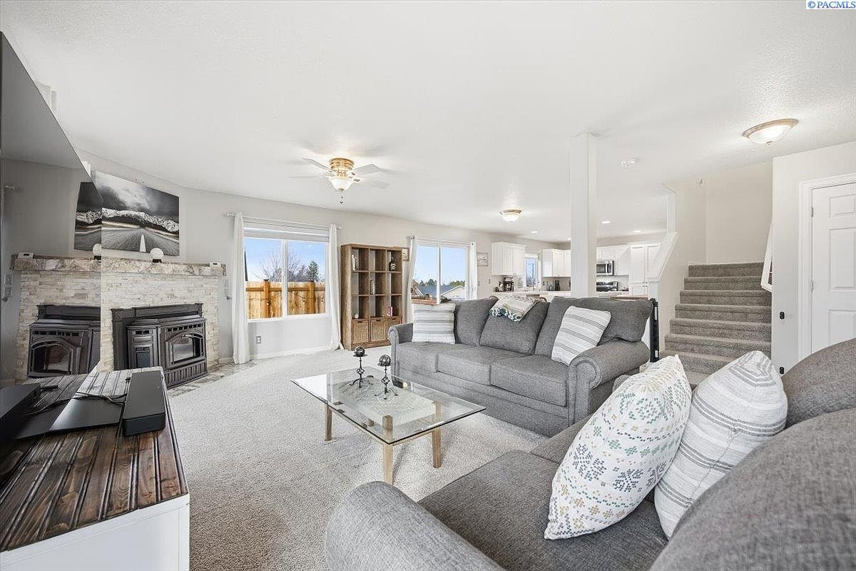 5324 S Cascade Pl Kennewick, WA 99337  | Single Family