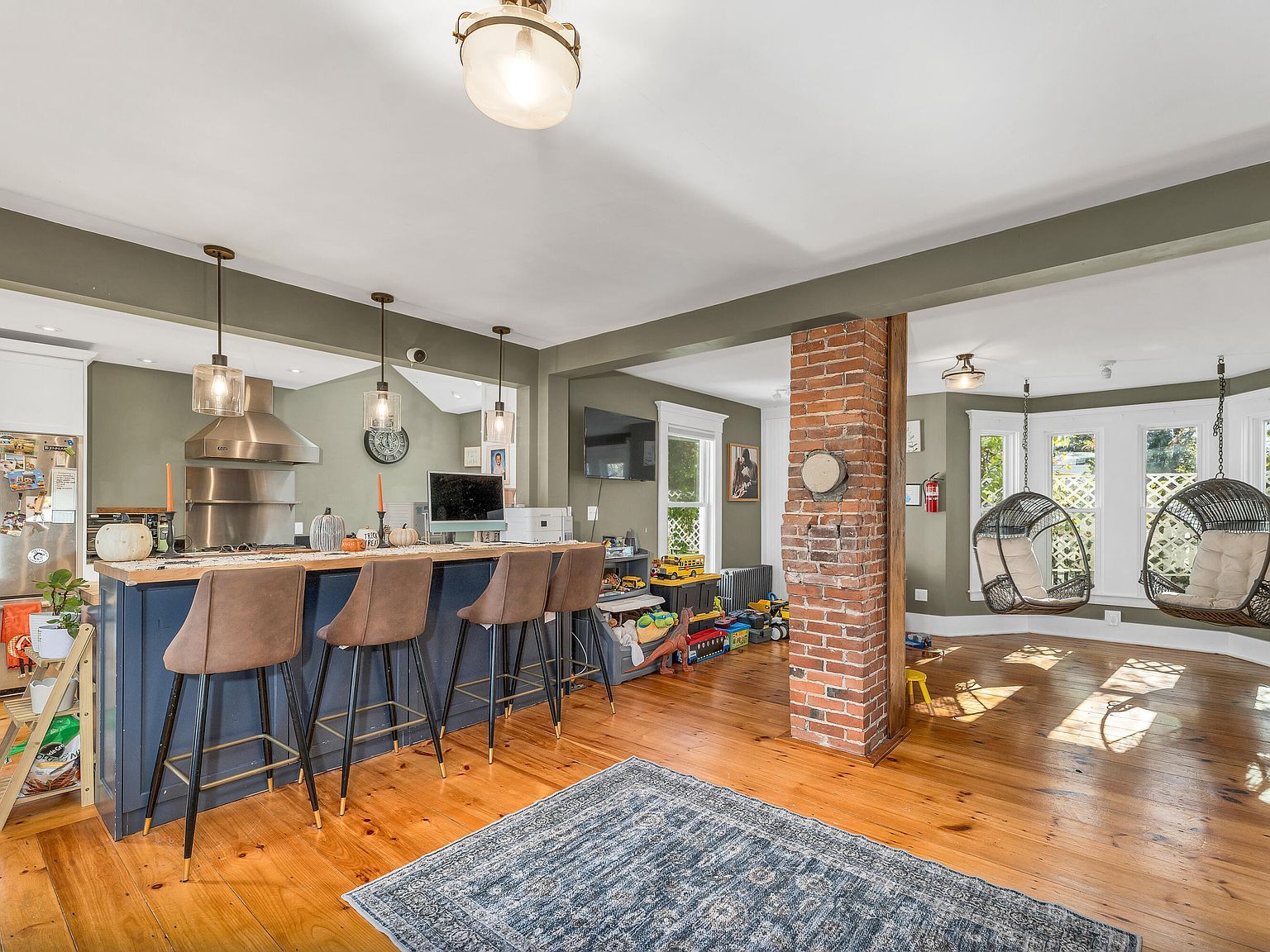 17 Market St North Berwick, ME 03906 | Single Family