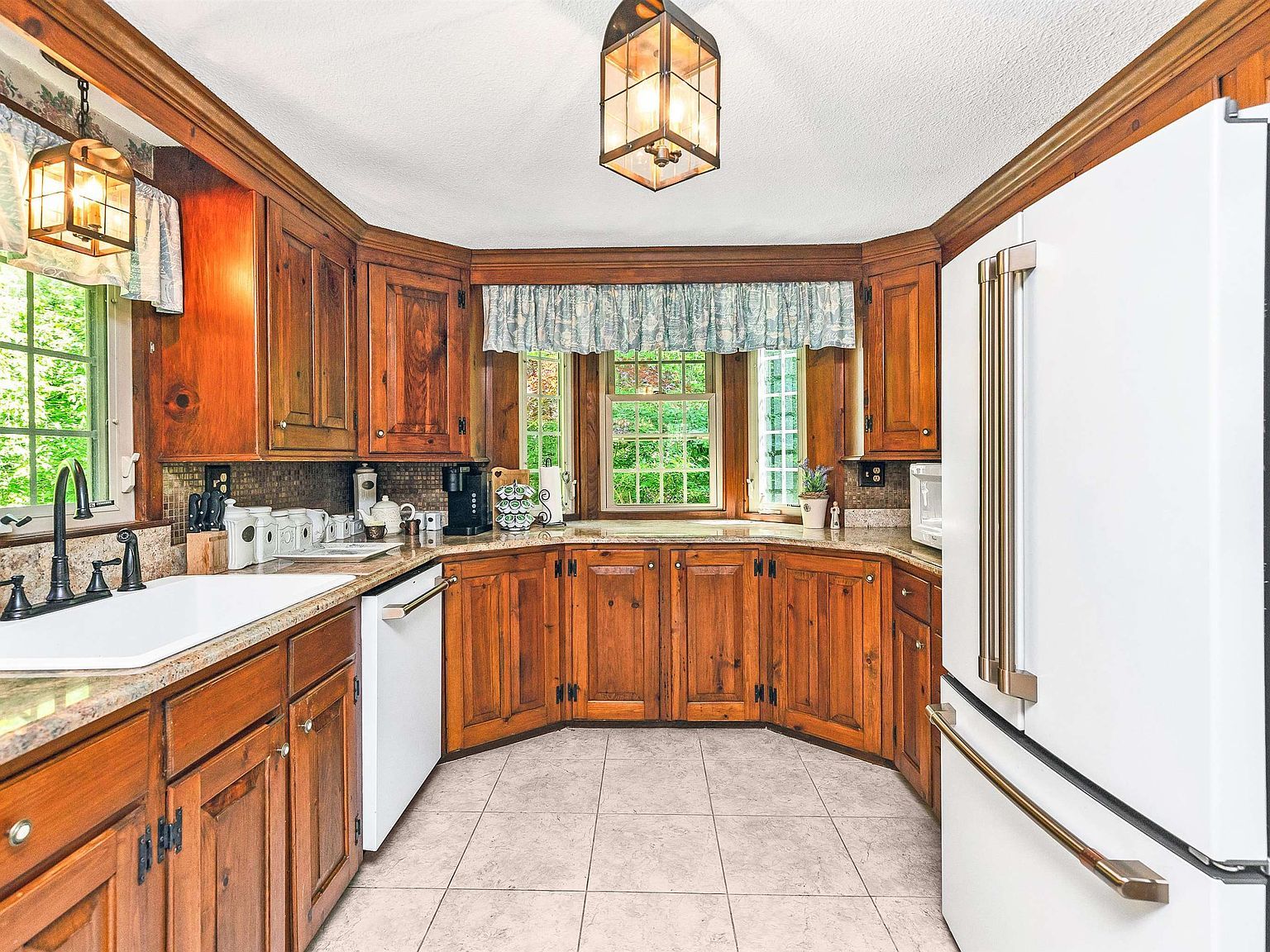 57 Prescott Rd Jaffrey, NH 03452  | Single Family