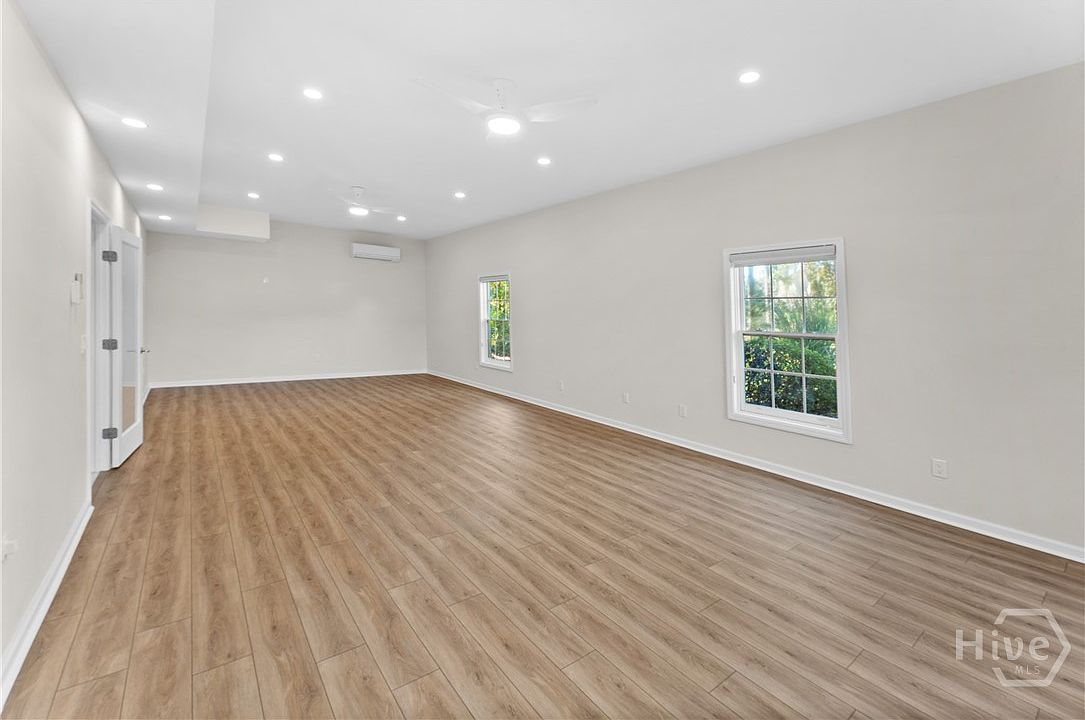 12 Amberwood Cir Savannah, GA 31405  | Single Family