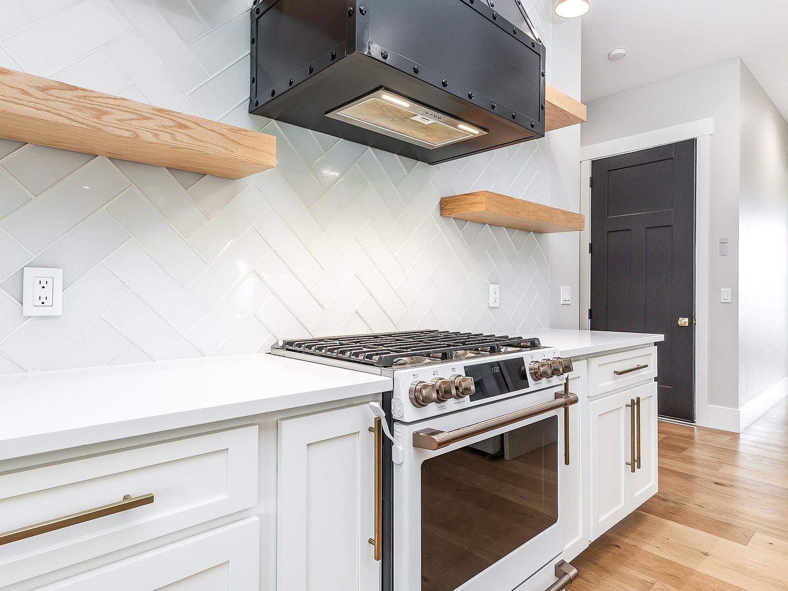 11278 Alea Ln Dubuque, IA 52003  | Single Family