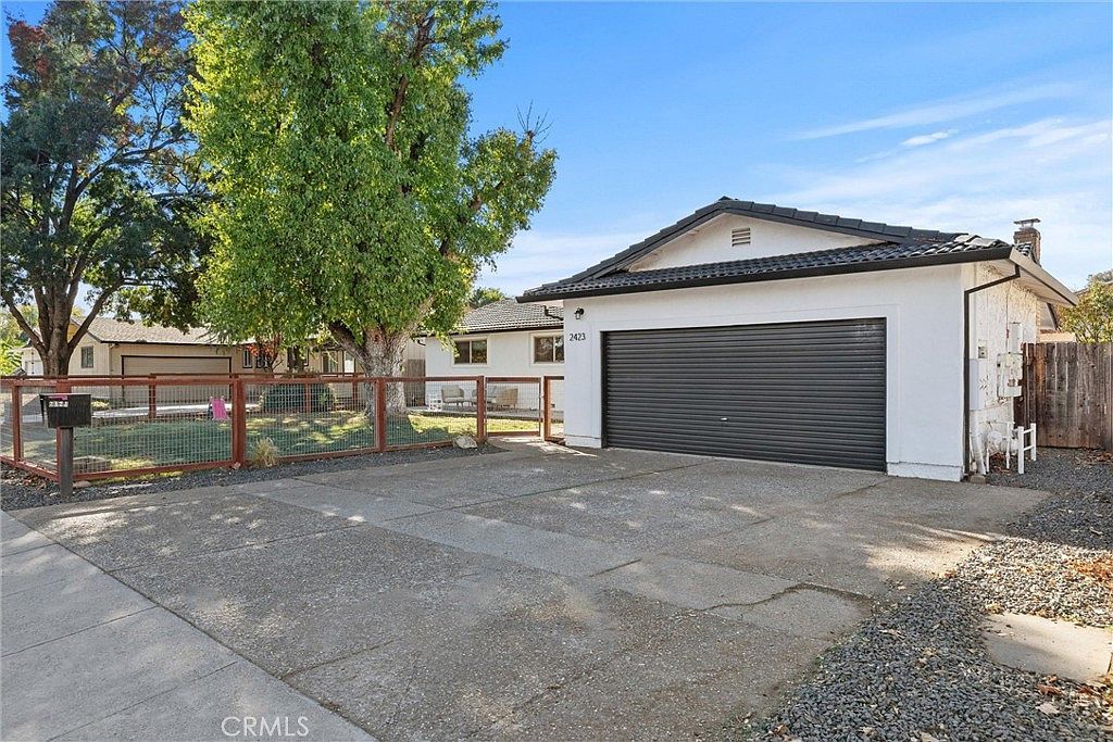 2423 Ceanothus Ave Chico, CA 95926  | Single Family