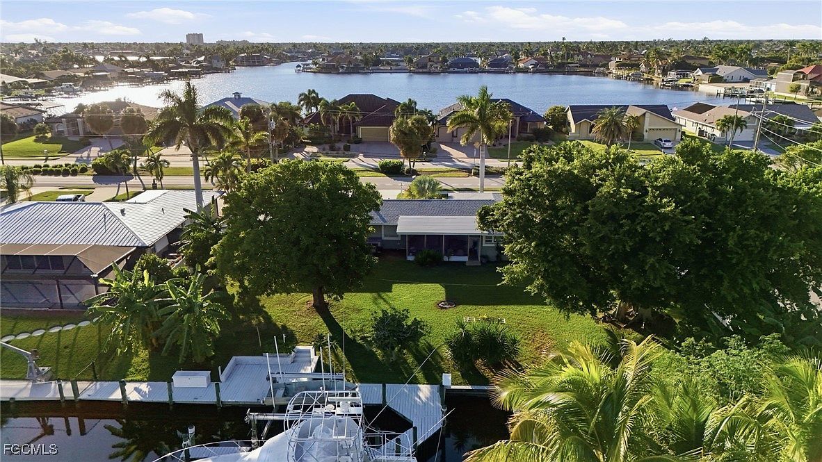 5229 Pelican Blvd Cape Coral, FL 33914  | Single Family