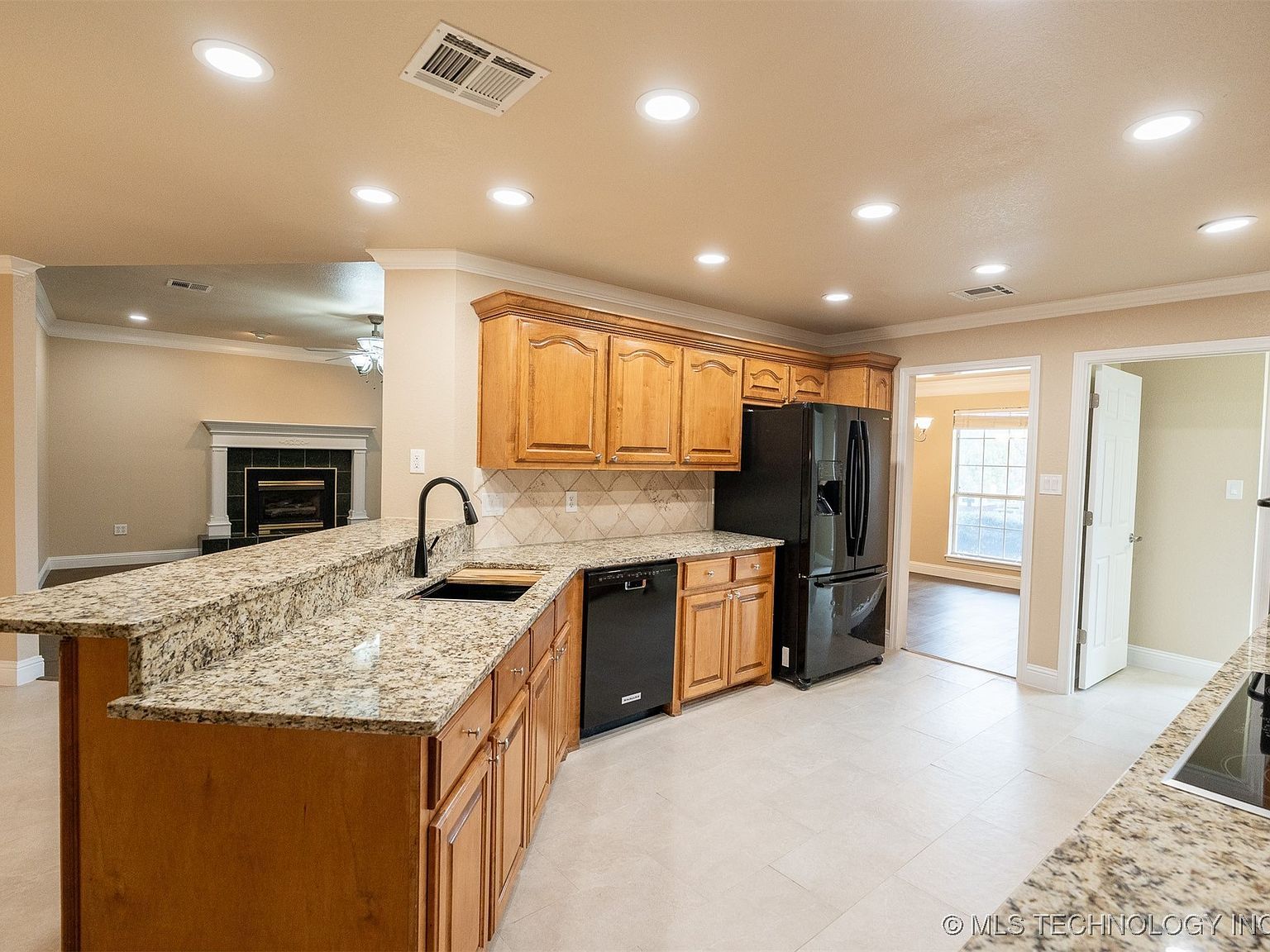 5353 Stonebriar Cir Durant, OK 74701  | Single Family