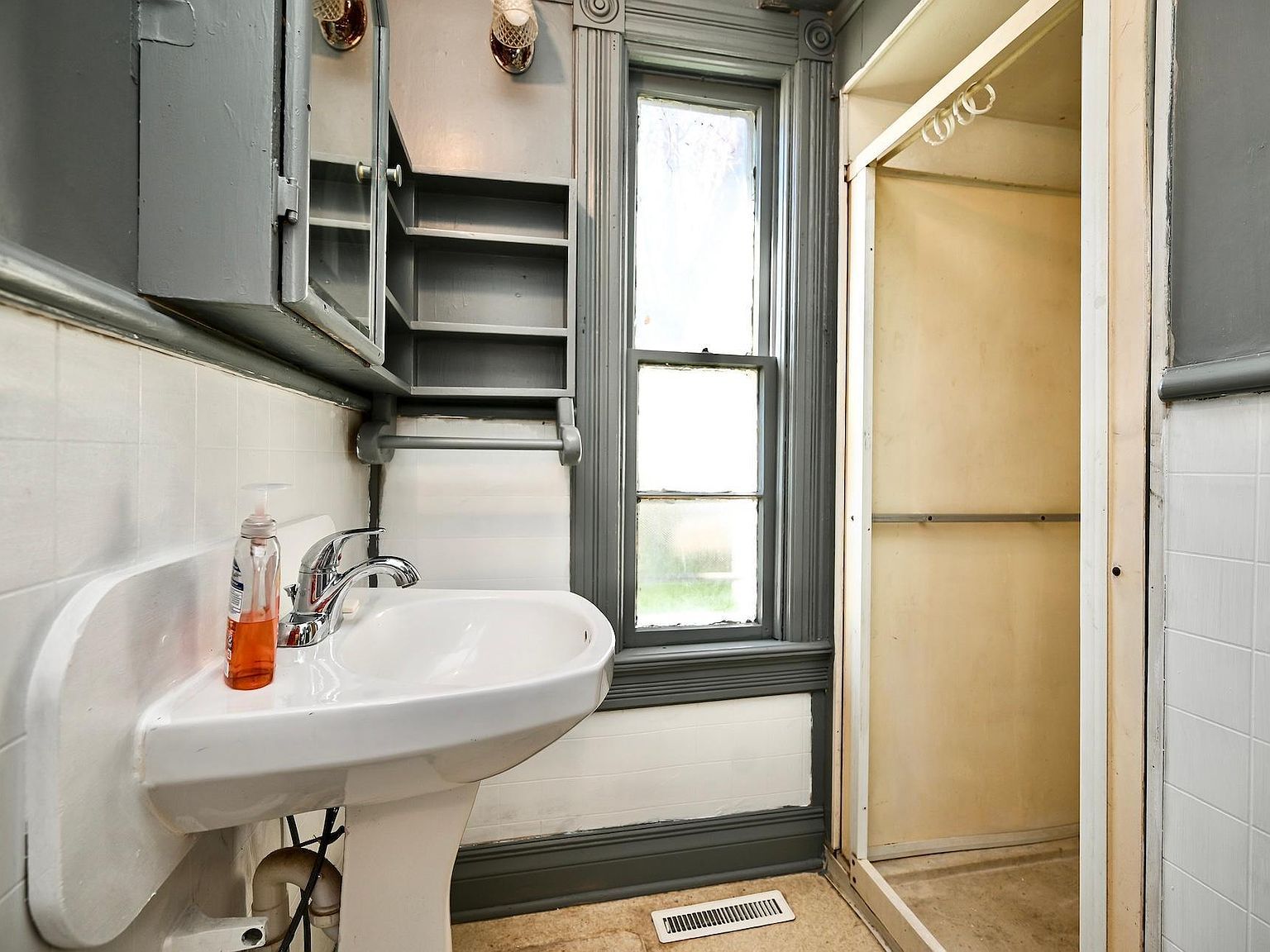 263 Franklin St Winona, MN 55987  | Single Family