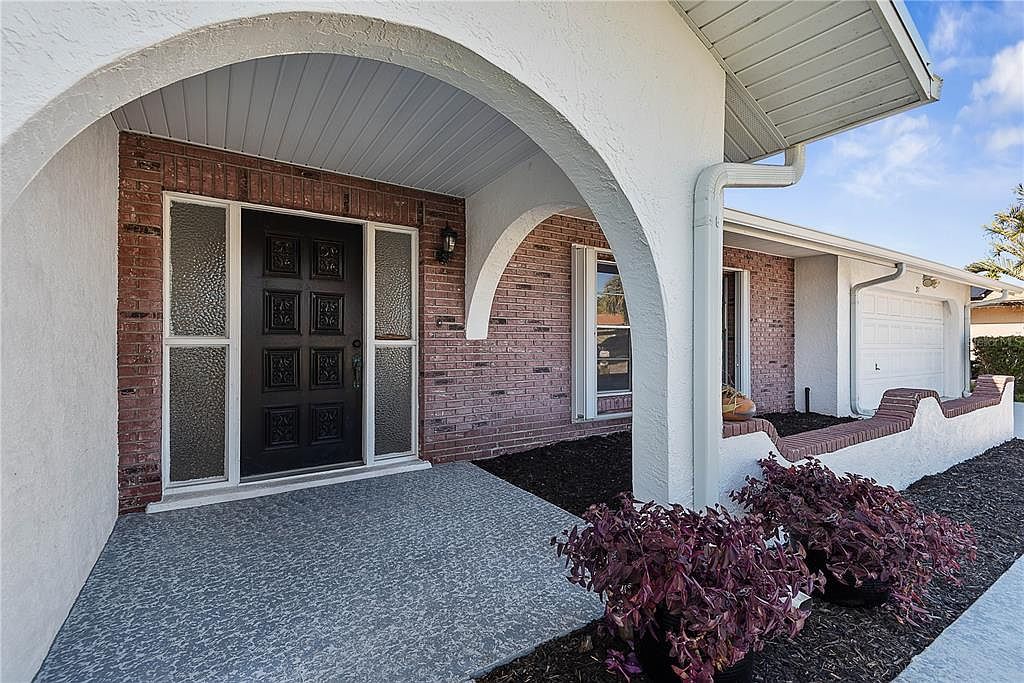 31 Fleming Ct Palm Coast, FL 32137 | Single Family