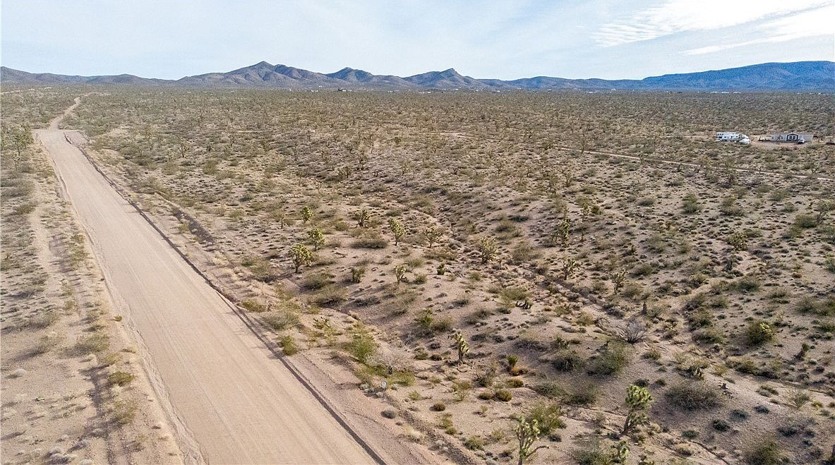 21372 N Spear Blvd Willow Beach, AZ 86445  | Land/Lot