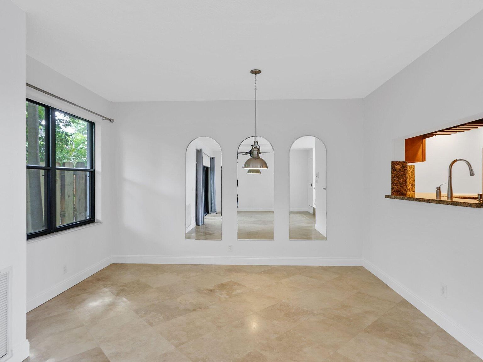 361 W Camino Real APT 9 Boca Raton, FL 33432  | New build