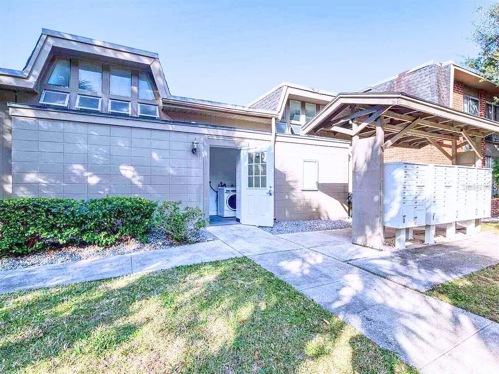 1700 SW 16th Ct APT J22 Gainesville, FL 32608  | Condominium