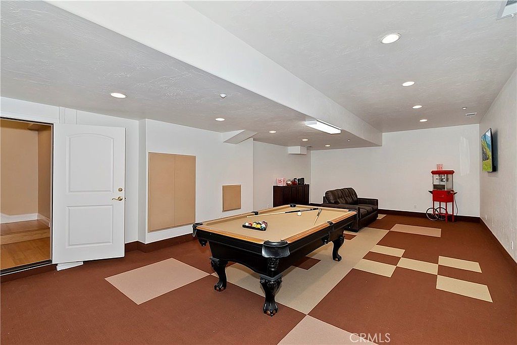 27732 N Bay Rd Lake Arrowhead, CA 92352  | Single Family