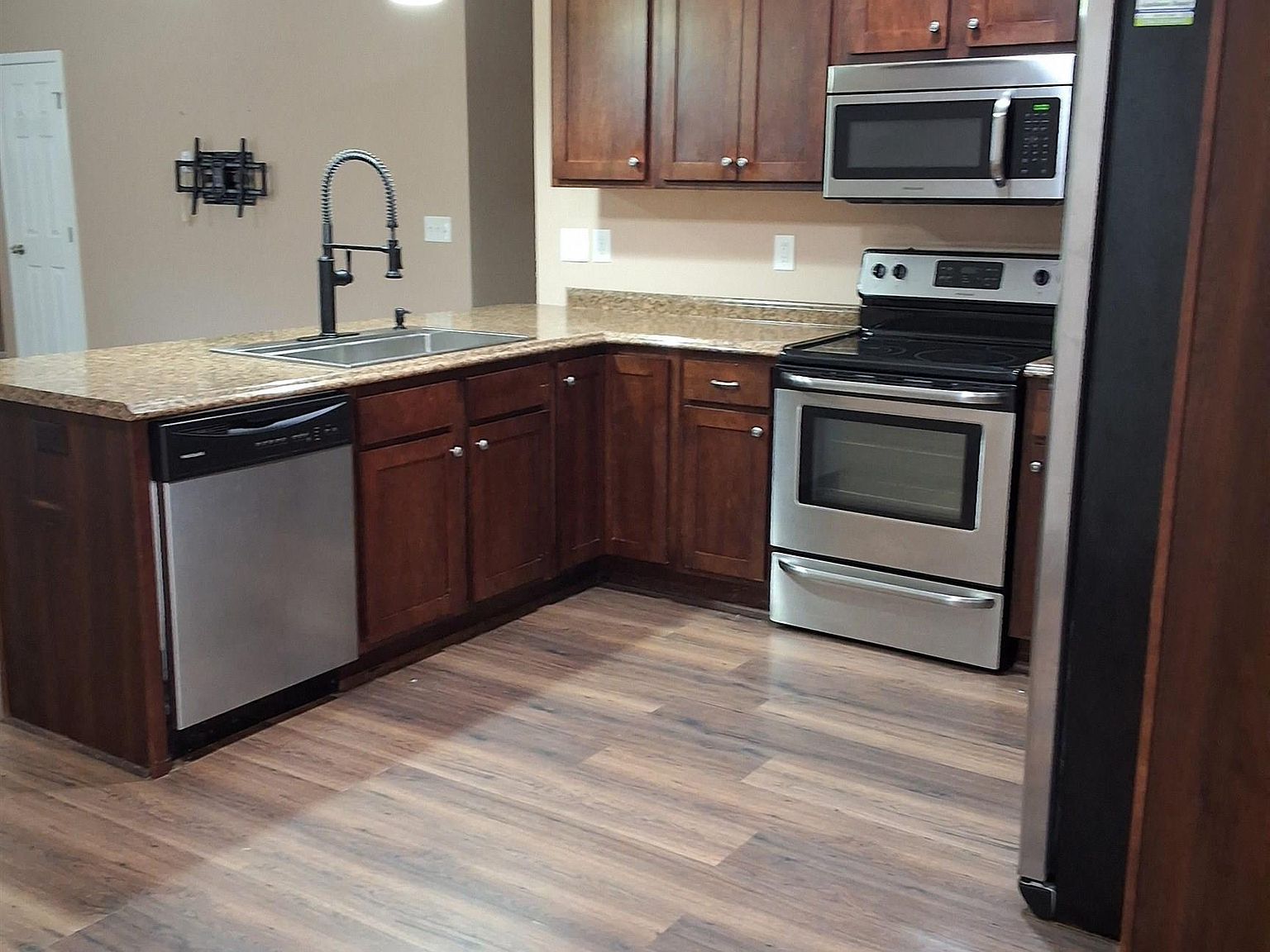 7110 New Bethel Rd Hokes Bluff, AL 35903 | Single Family