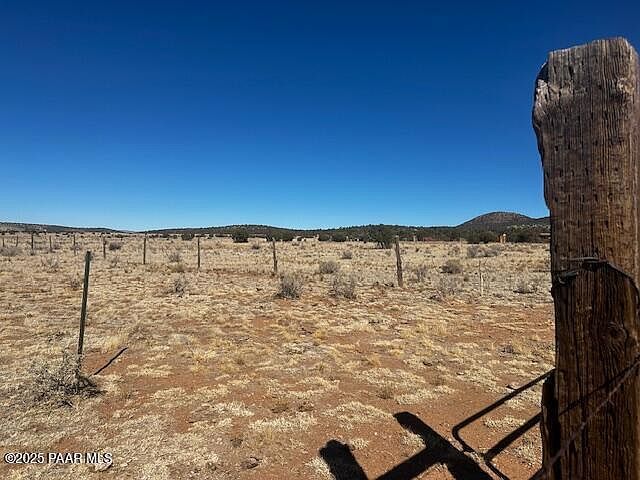 0 SE Double Back Dr Seligman, AZ 86337  | Land/Lot