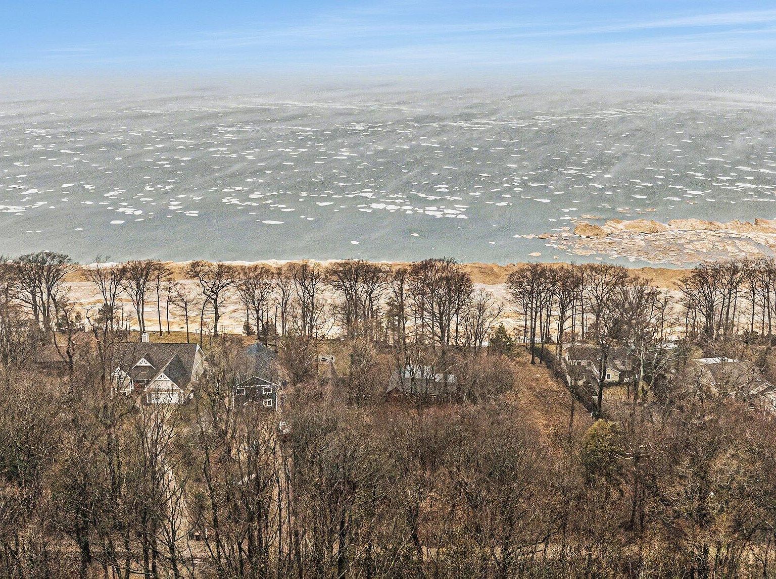 1812 Morning Glory Ln Fennville, MI 49408 | Single Family