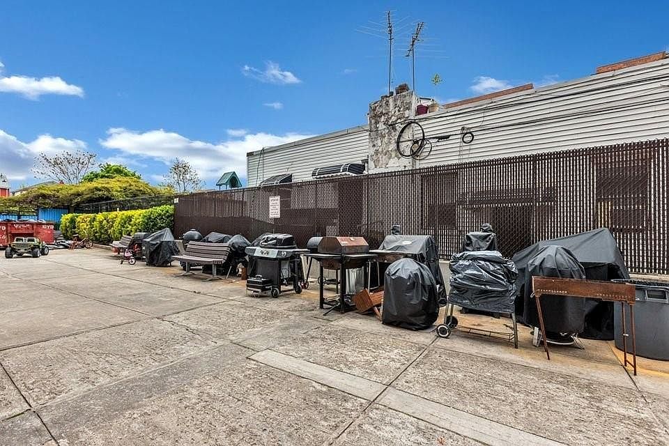 1237 Avenue Z APT 6U Brooklyn, NY 11235 | Condominium