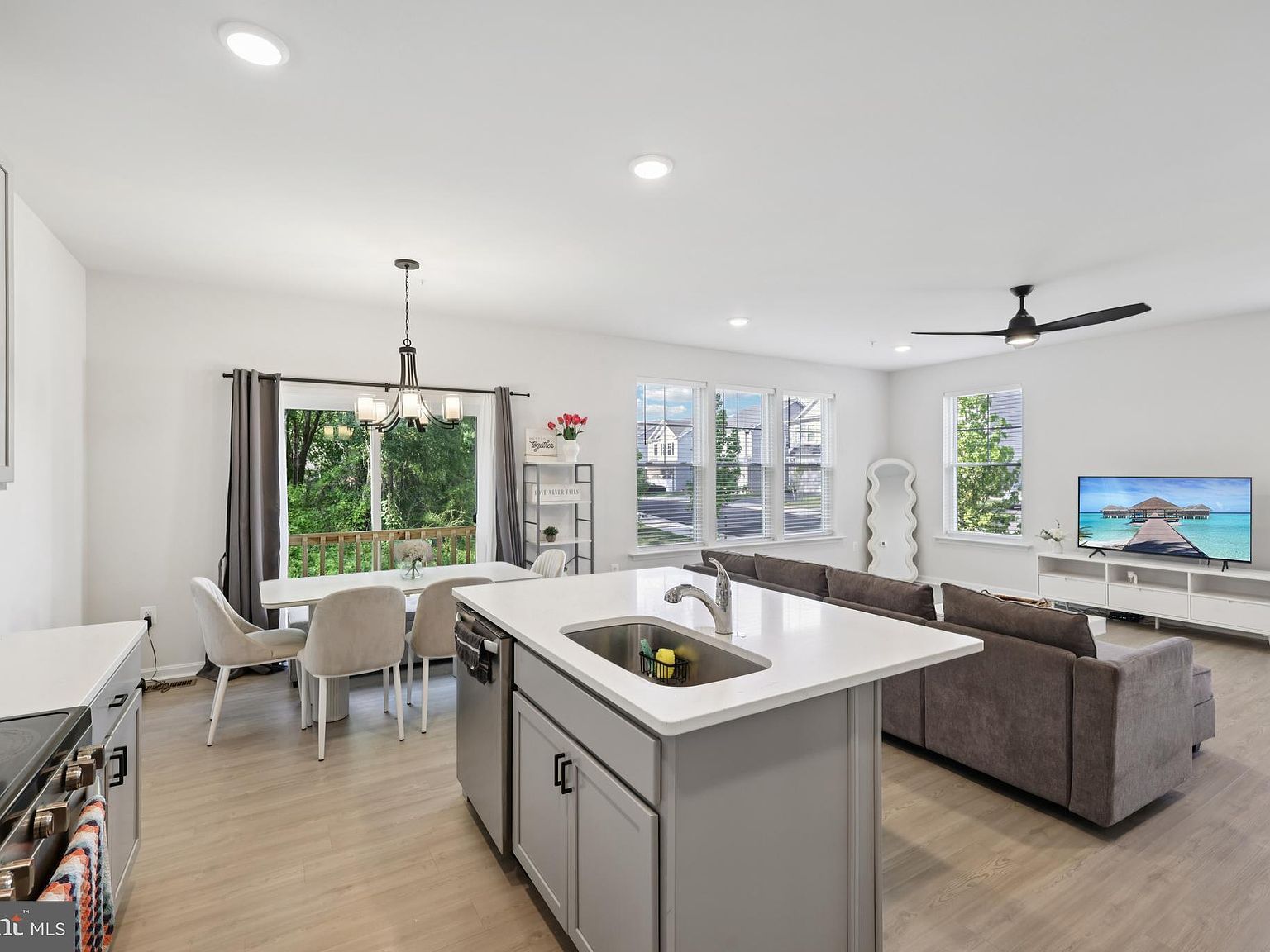 180 Jessica Lane Gln Burnie, MD 21061  | Single Family