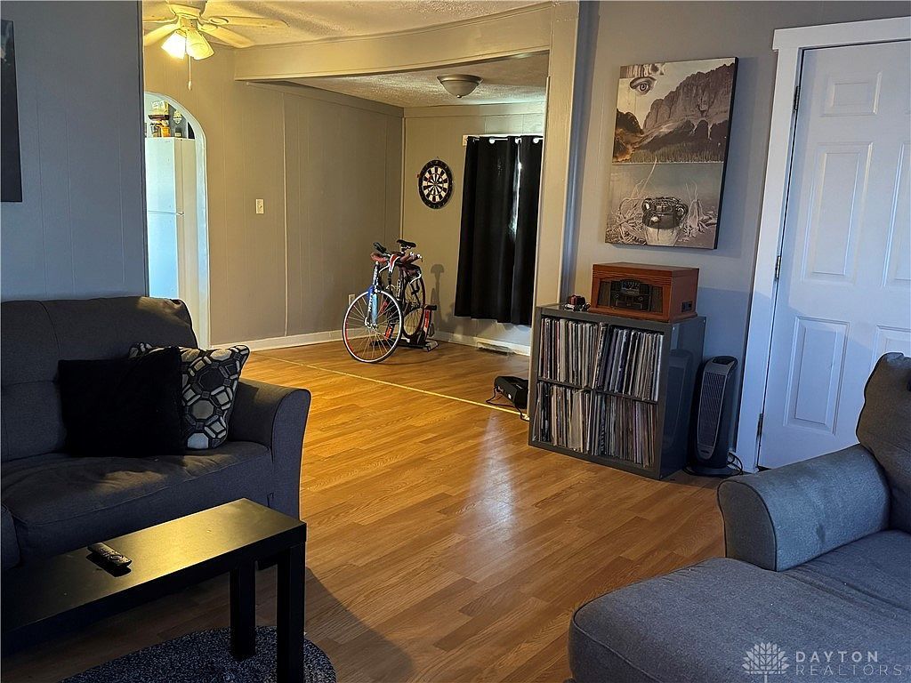 916 S Main St Englewood, OH 45322  | Single Family