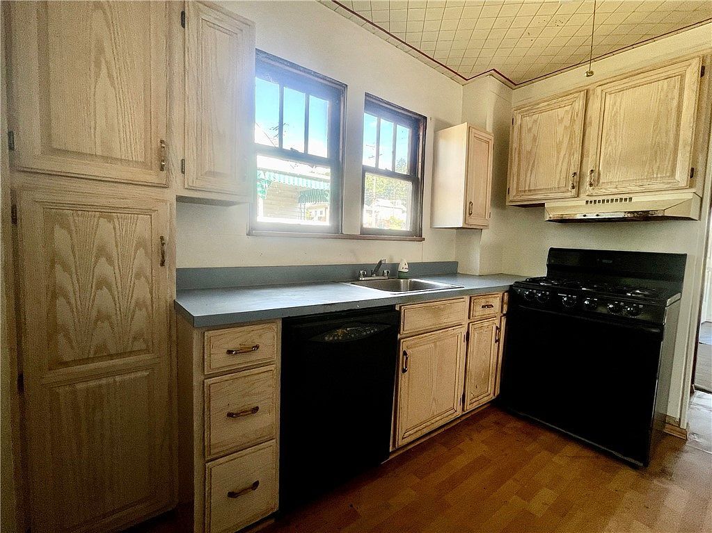 3009 State St White Oak, PA 15131  | Single Family