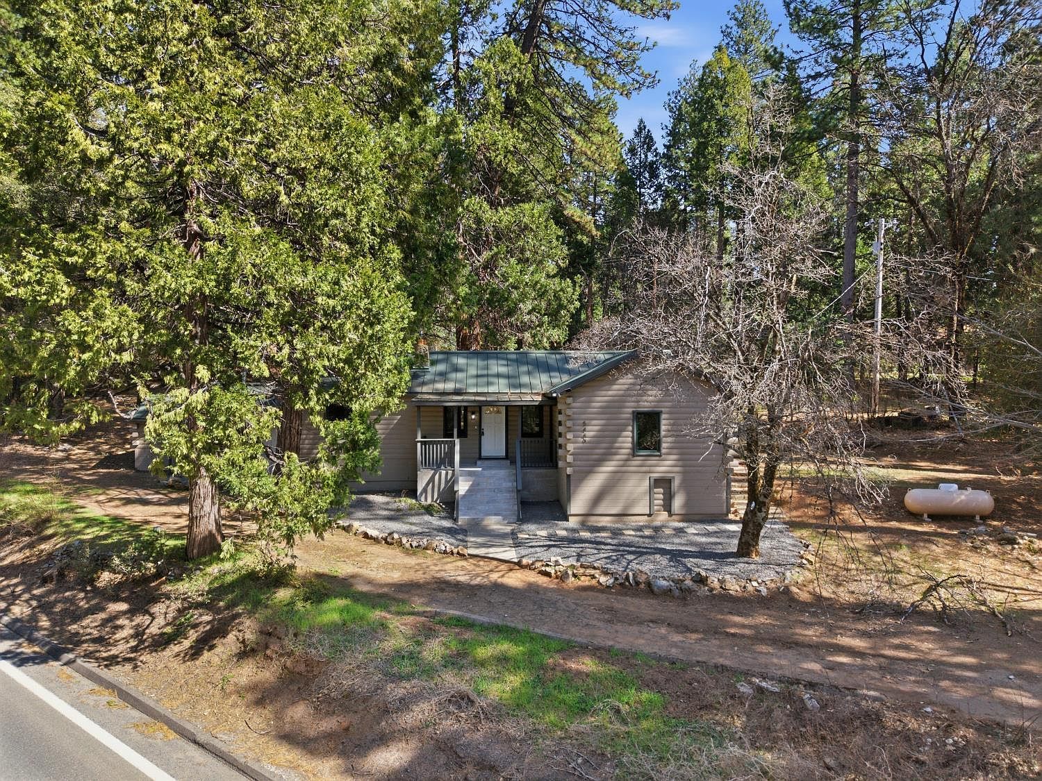 5449 Highway 4 Hathaway Pines, CA 95233  | Single Family