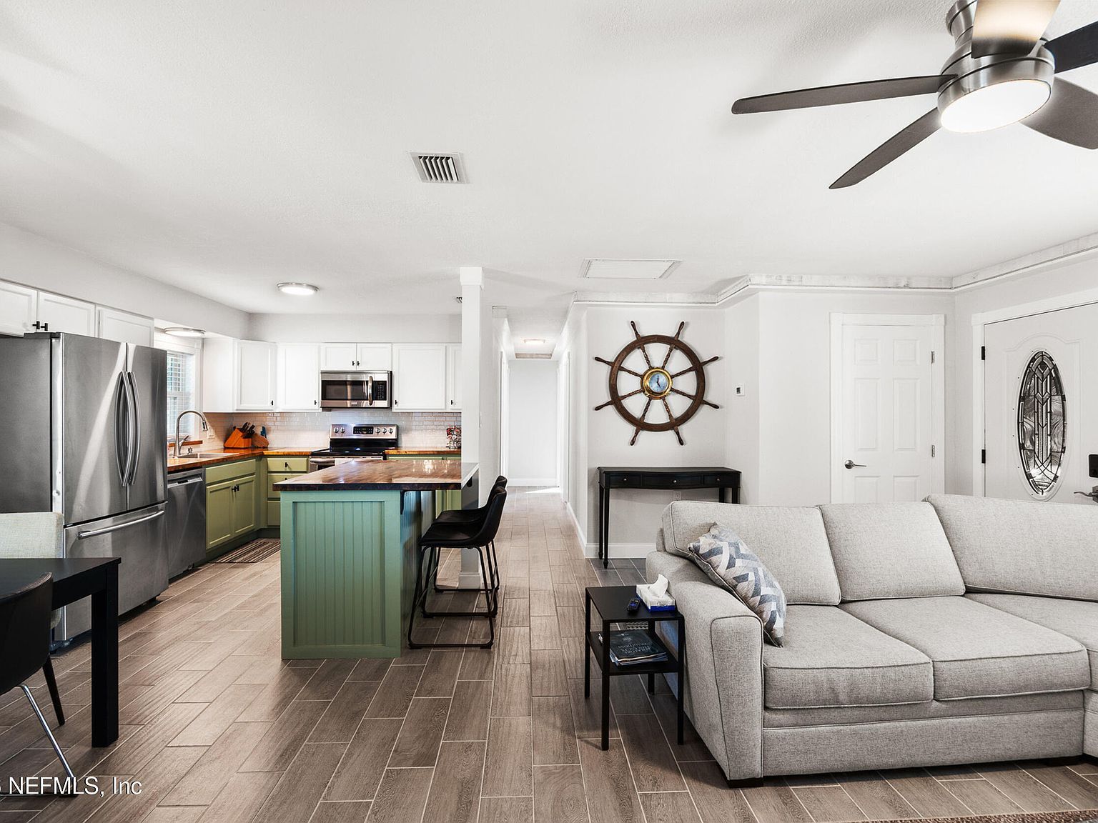 17 Palm Dr Yankeetown, FL 34498  | Single Family