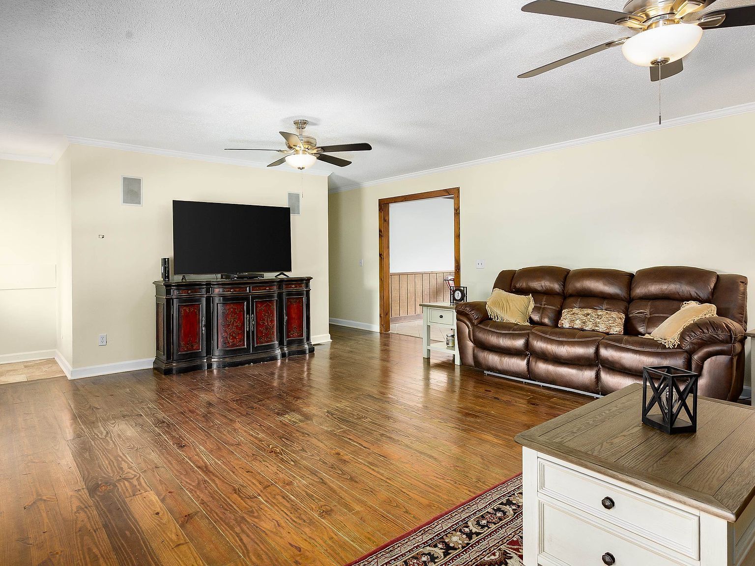 124 Phillips Dr Killen, AL 35645  | Single Family