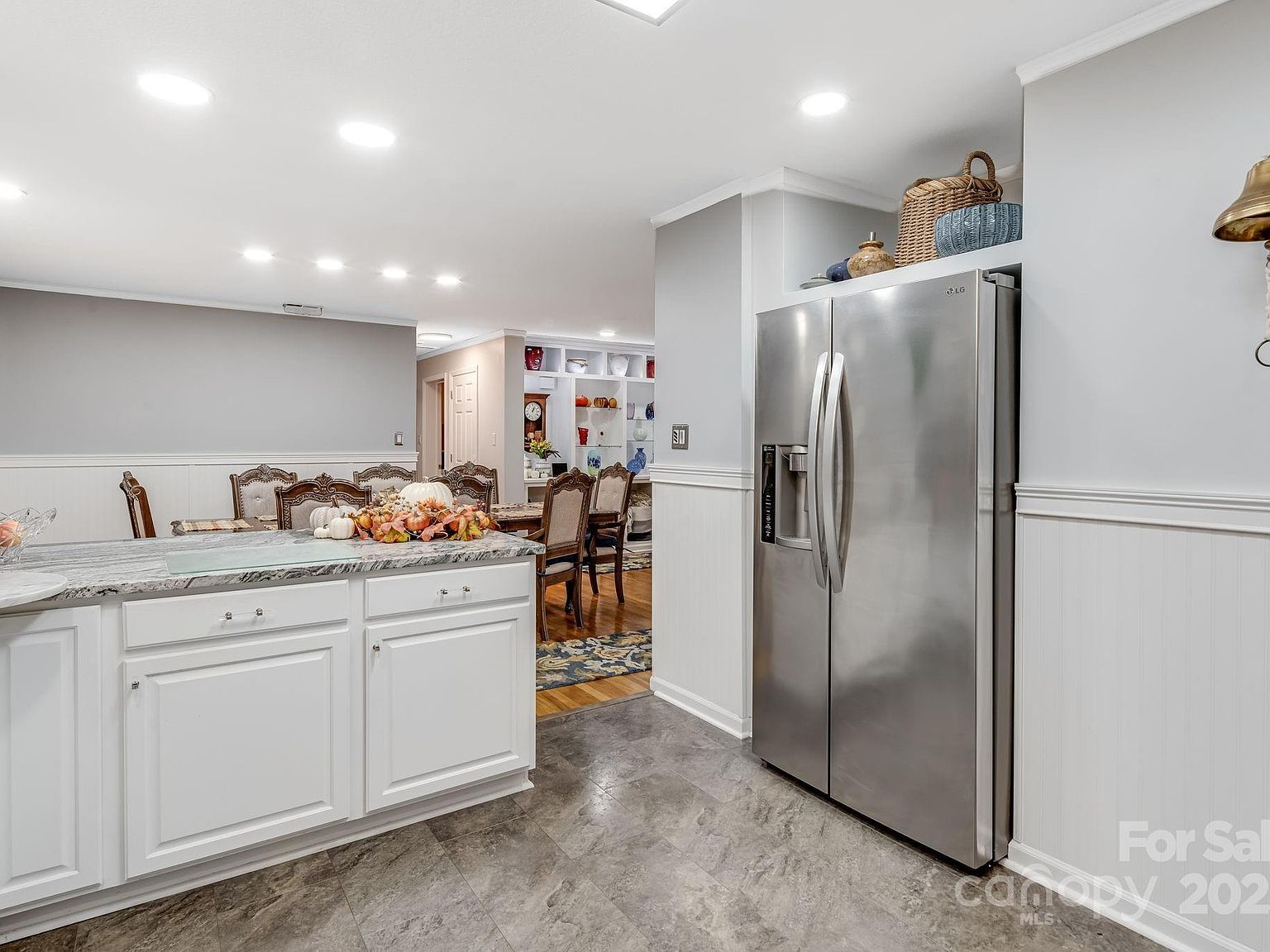 38 Eden Ln Waynesville, NC 28785  | Single Family