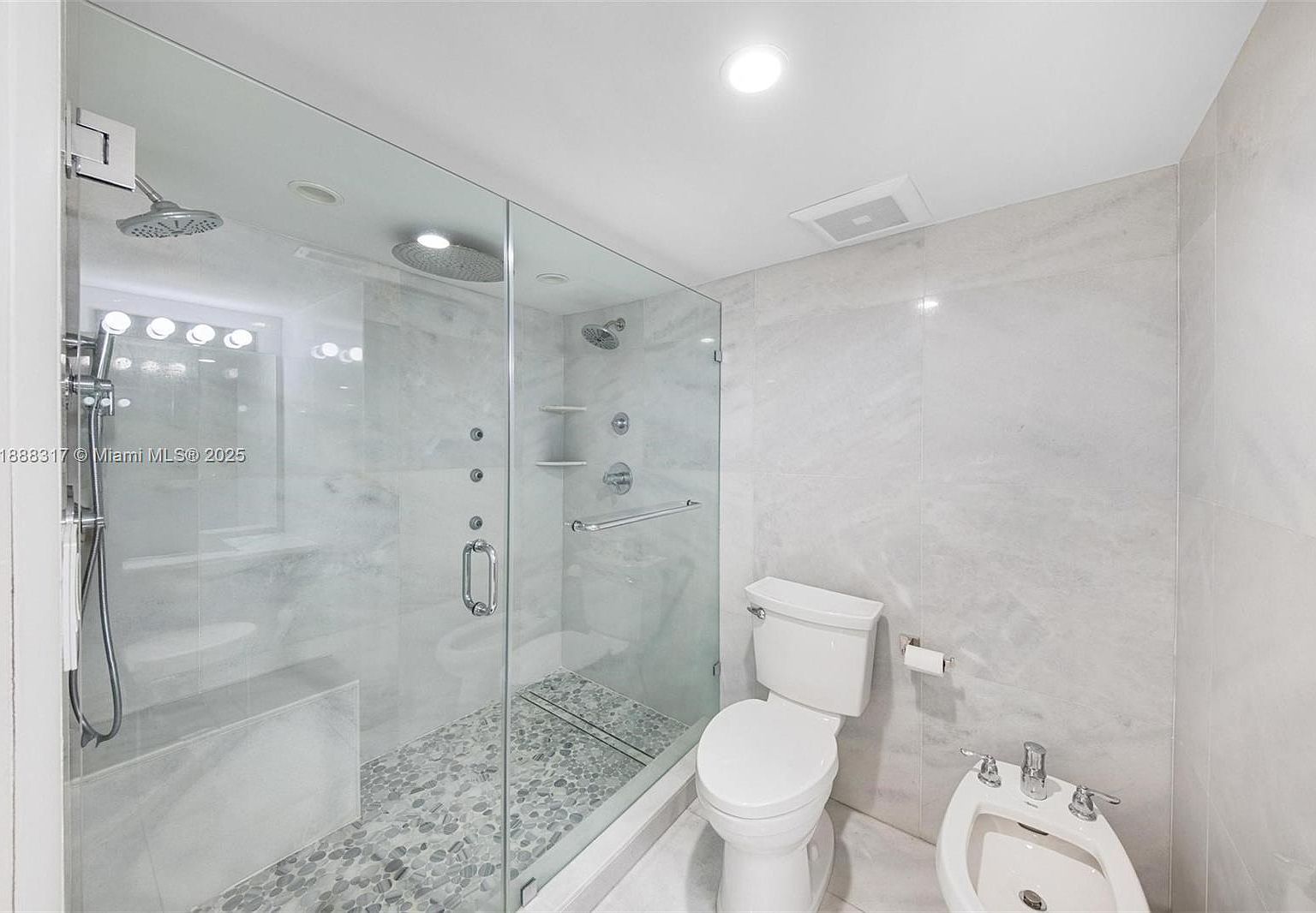 520 Brickell Key Dr APT A710 Miami, FL 33131 | Condominium