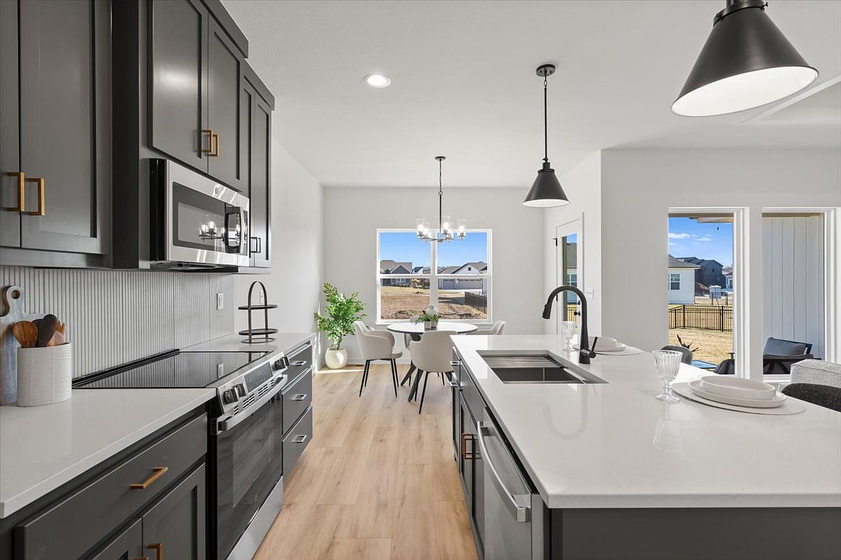 2607 SW Firefly Ln Lees Summit, MO 64082 | Single Family