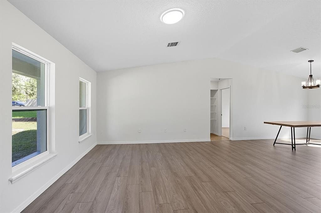 231 Chestnut Ave Orange City, FL 32763 | Single Family