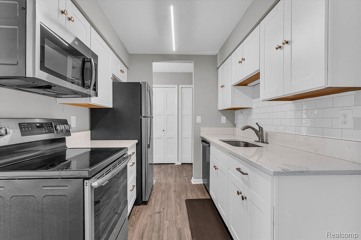 411 S Old Woodward Ave UNIT 527 Birmingham, MI 48009  | Condominium