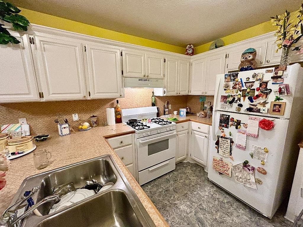 1027 Crestview Dr E Atlanta, TX 75551  | Single Family