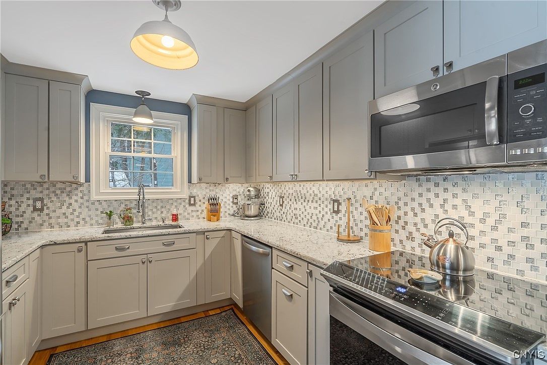 63 Lyndon Rd Fayetteville, NY 13066 | Single Family