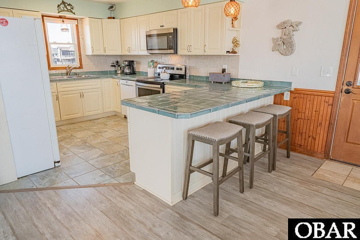 24143 Ocean Dr #4 Rodanthe, NC 27968  | Single Family