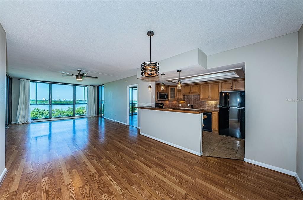 7100 Sunshine Skyway Ln S APT 608 Saint Petersburg, FL 33711 | Condominium