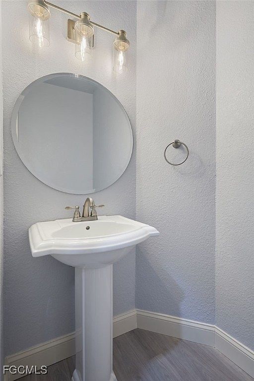 18210 Chesapeake Ct Fort Myers, FL 33908 | Single Family