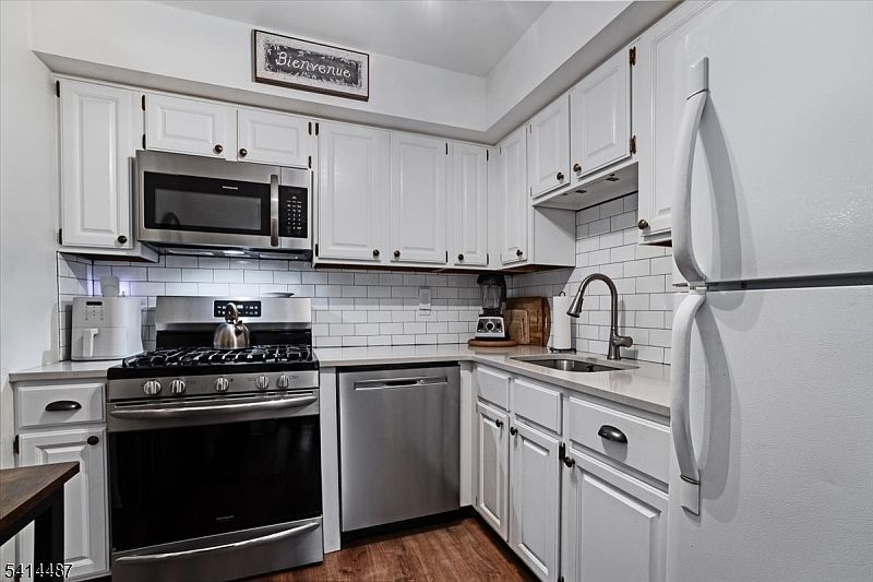 113 Stonyridge Dr #5 Lincoln Park, NJ 07035  | Condominium