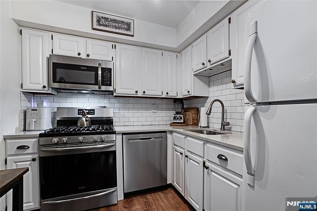 113 Stonyridge Dr Lincoln Park, NJ 07035  | New build