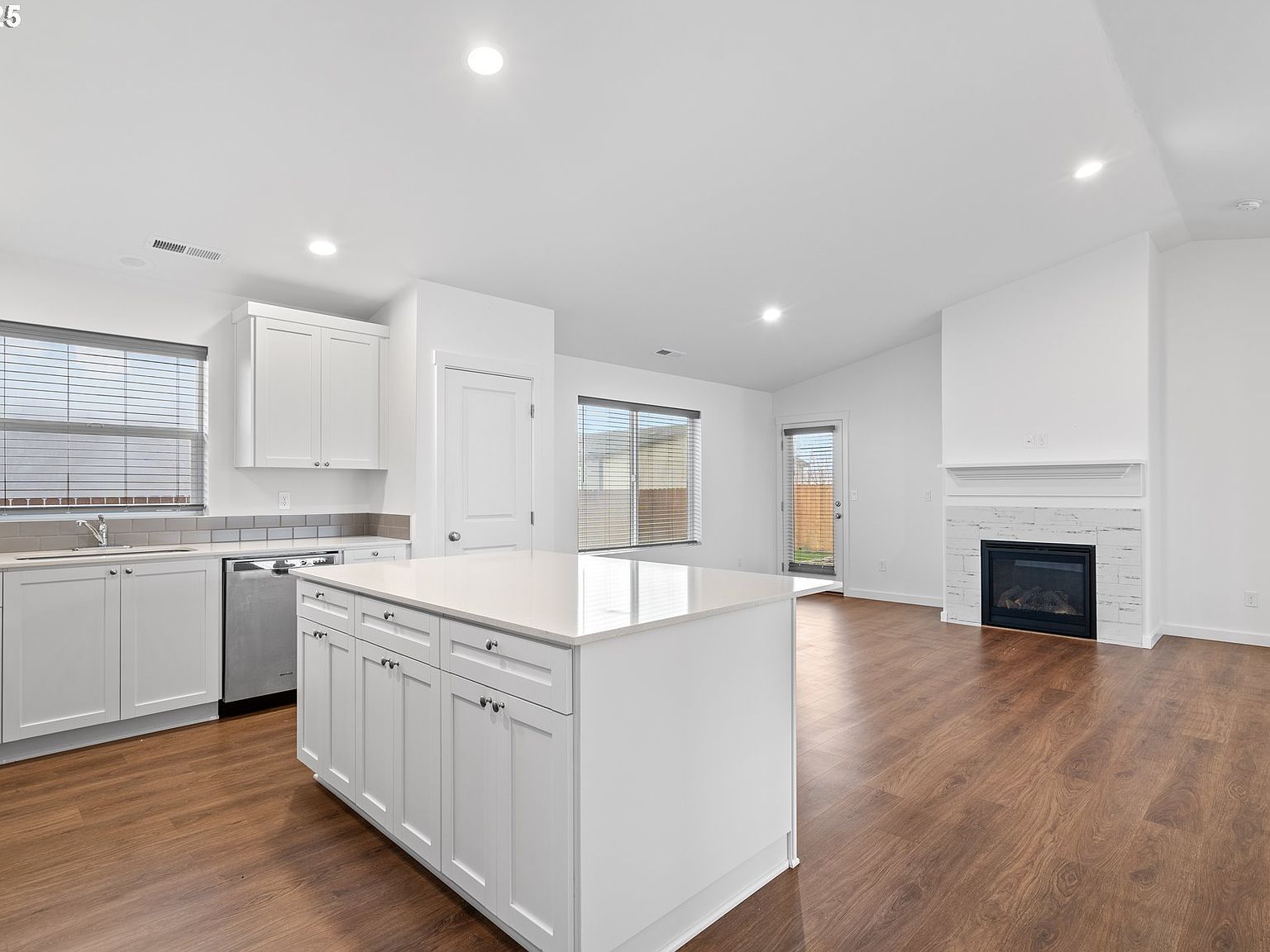 205 SW Eagle Ct Boardman, OR 97818 | Single Family