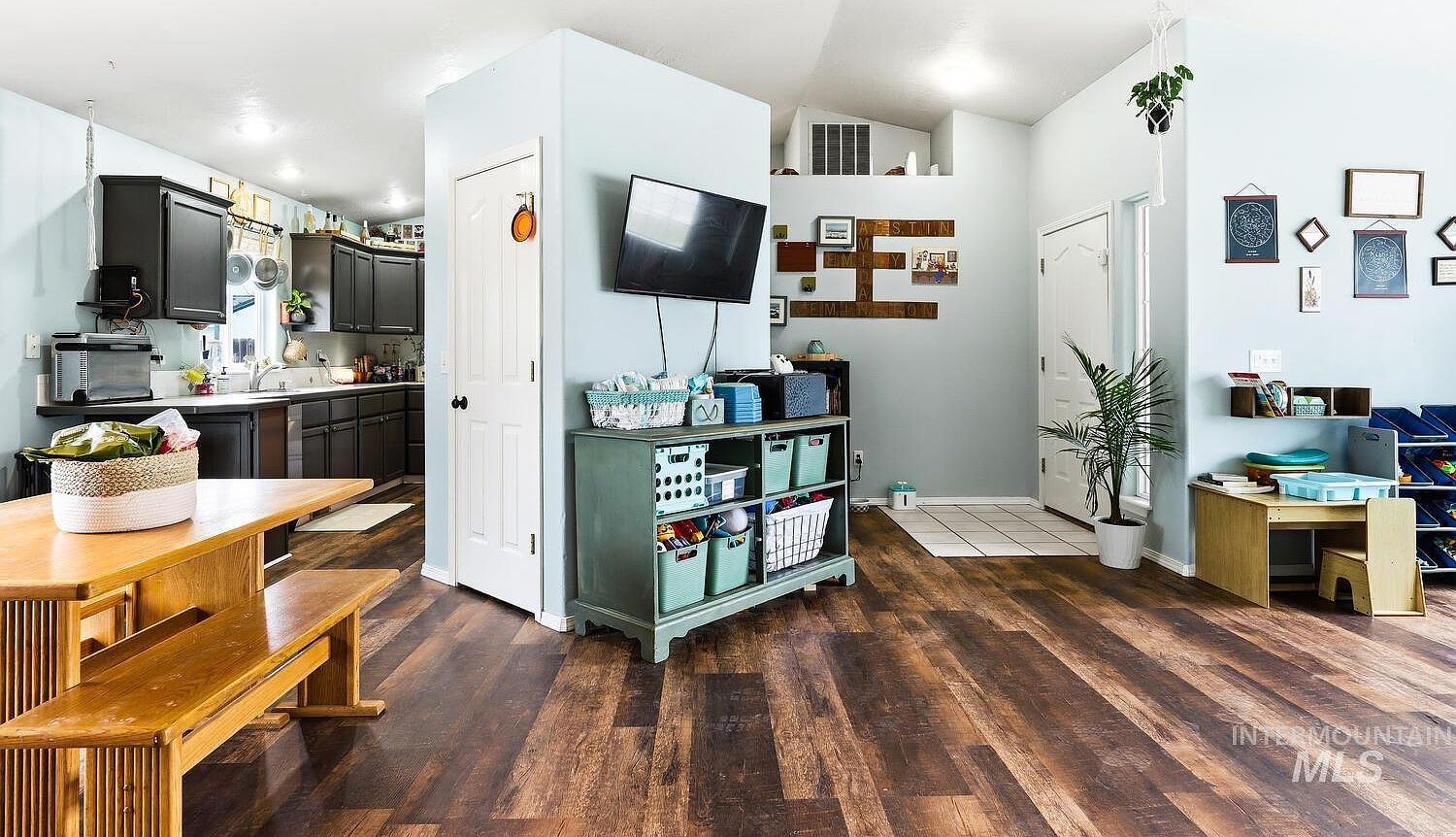 2712 Mink Ct Nampa, ID 83687  | Single Family