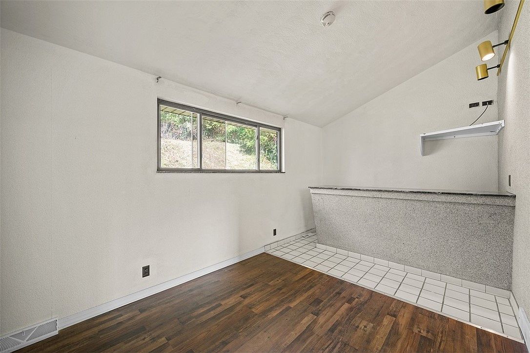 1334 Broadway Ave East Mc Keesport, PA 15035 | Single Family