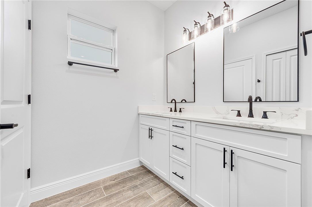 9345 102nd Ave Vero Beach, FL 32967 | Single Family