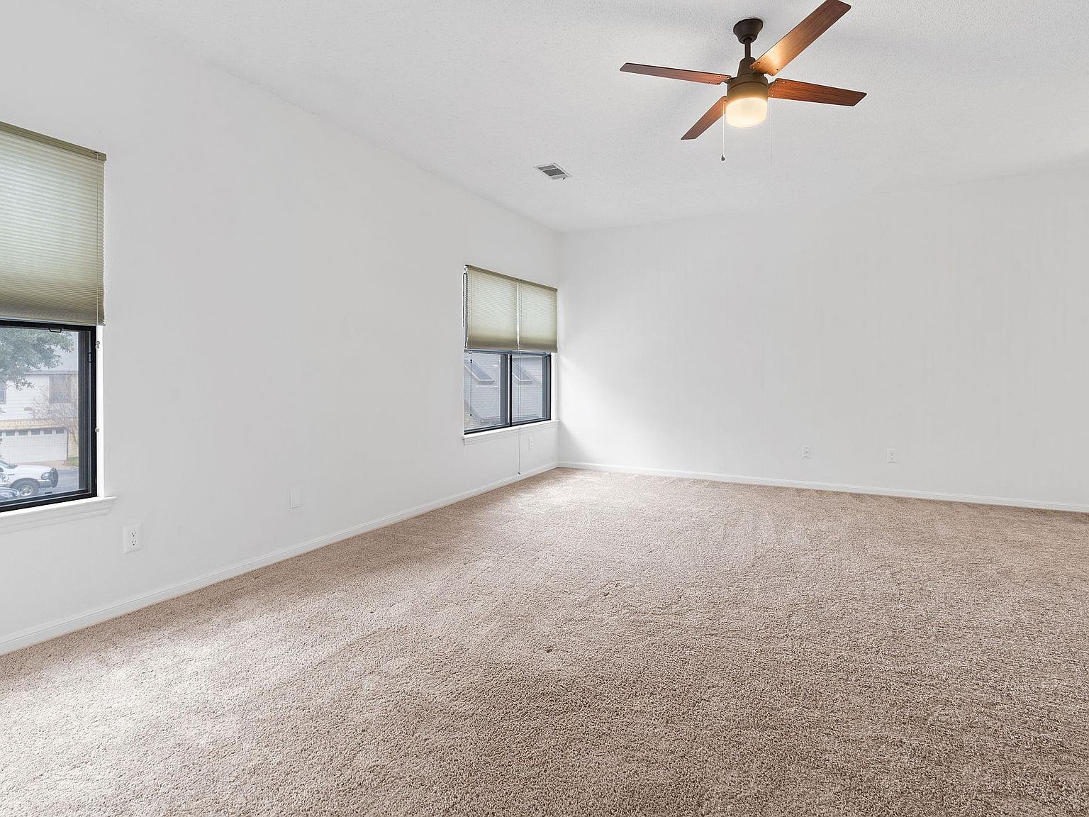 10819 Crown Colony Dr APT 22 Austin, TX 78747  | Condominium