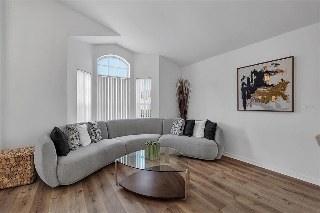 412 Downing Cir Davenport, FL 33897 | Single Family