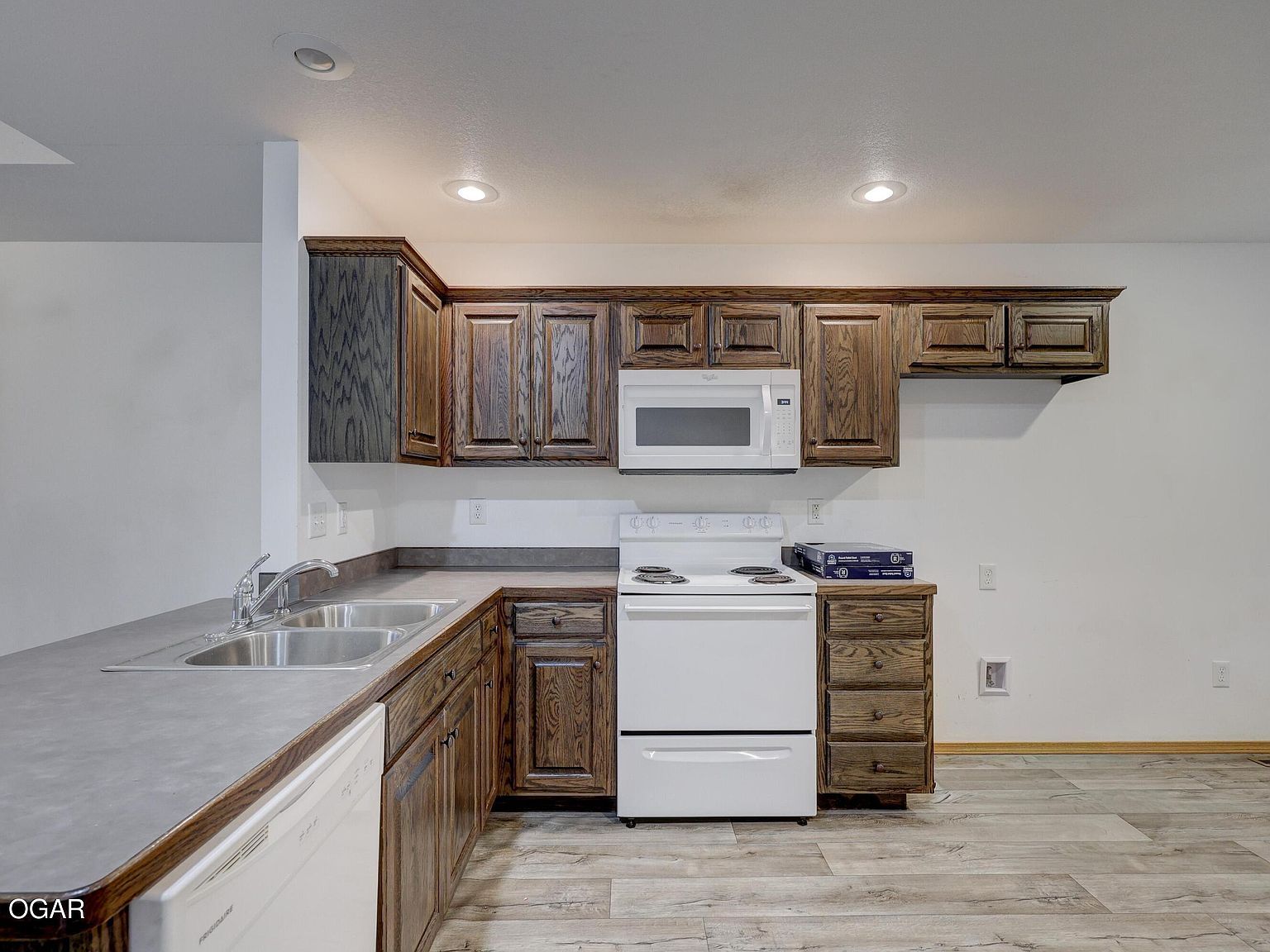 609 S Arch St Carterville, MO 64835  | Single Family