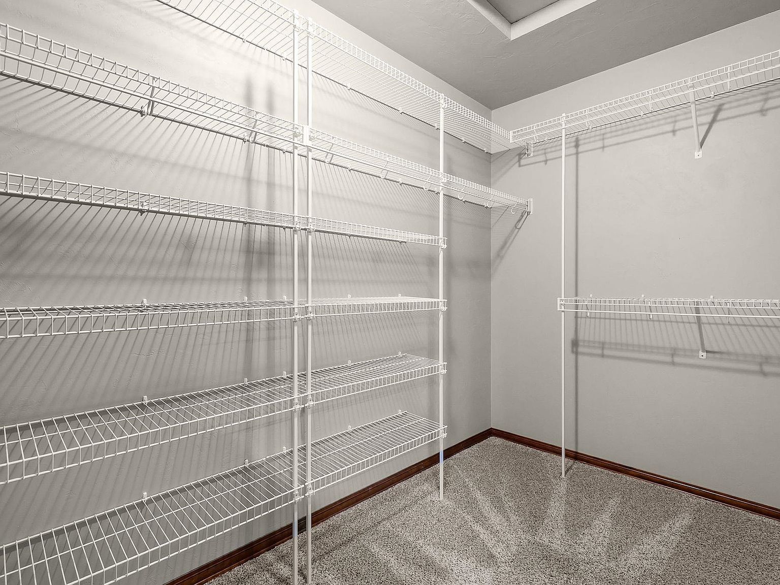 5120 N Gala Ct Appleton, WI 54913  | Single Family