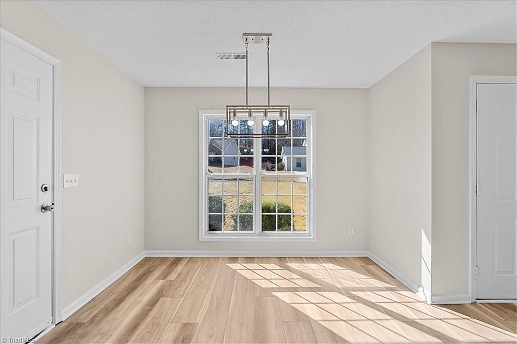 6867 Ironwood Cir Greensboro, NC 27410 | Single Family