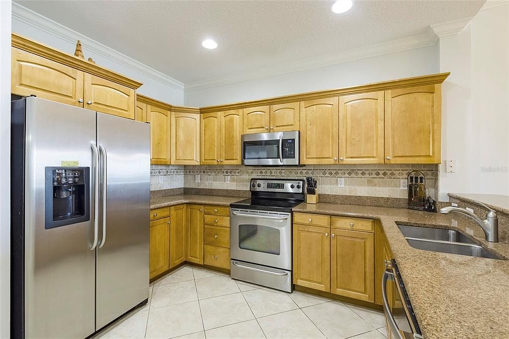 530 S Gulfview Blvd APT 805 Clearwater, FL 33767  | Condominium